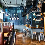 St Christopher\'S Inn Hammersmith