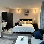 Guest&Rest 1