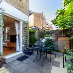 Splendid 2Br Wprivate Gdn, Fulham