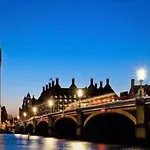 Aplacetostay Central London Apartment, Zone 1 Wate