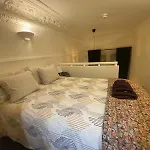 Flat In The Center Of London
