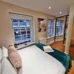 2Bedrooms Liverpool St Station Apt