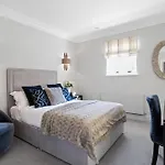 Luxurious Penthouse - Hyde Park- Air Con