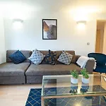 Kings Cross, 2 Bed Apartment