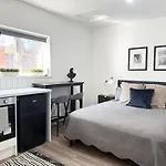Cute Studio Super Central Old Street 5
