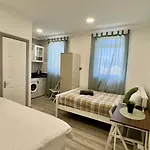 Acton Guest House
