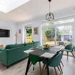 London 5 Bedroom Garden Hse Near Tube & Hampstead Heath