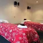 Four Stars Hotel