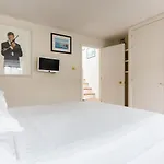 Donne Place By Onefinestay