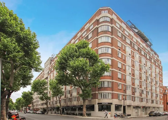 Stylish Apartment In Chelsea