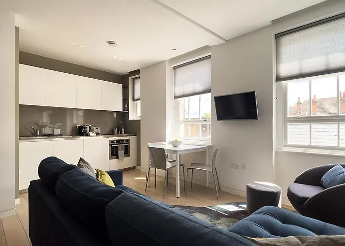 Mirabilis Apartments, Wells Court