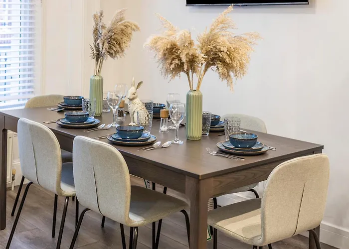 Notting Hill Retreat 2 Bedroom