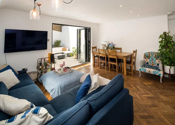 Charming 2Bd Garden Flat In Fulham, London