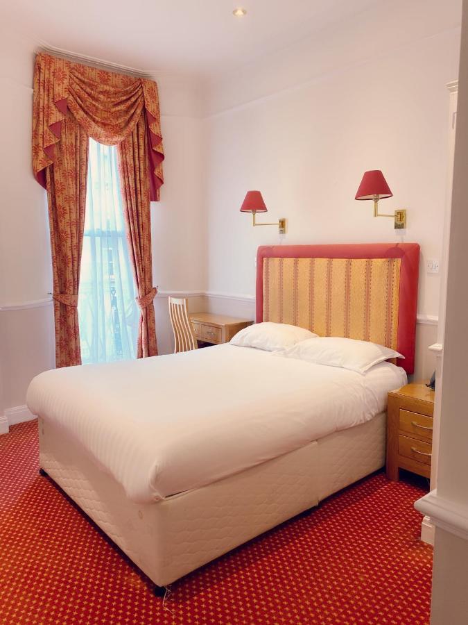 Hyde Park Radnor Bed & Breakfast London