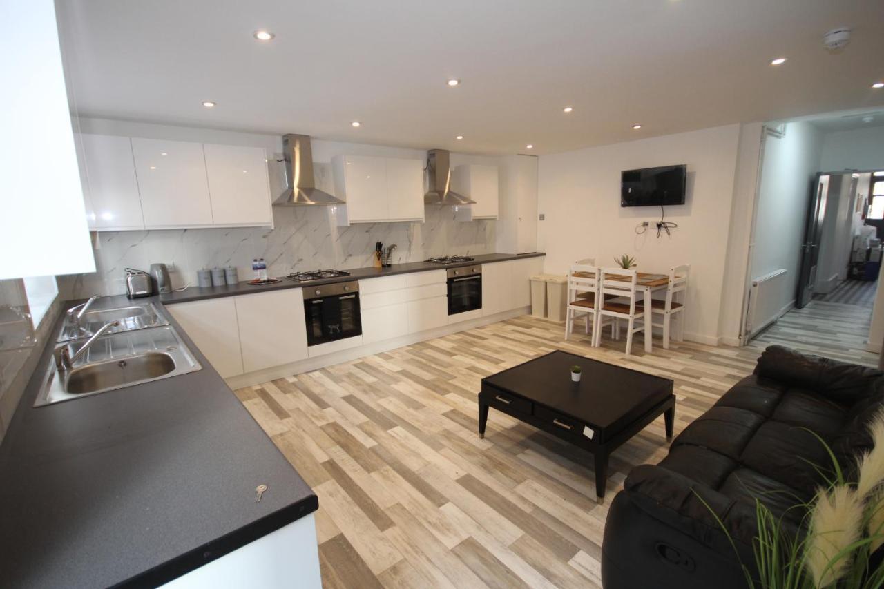 Ferienhaus The Wembley House London