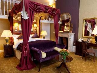 The Colonnade Hotel