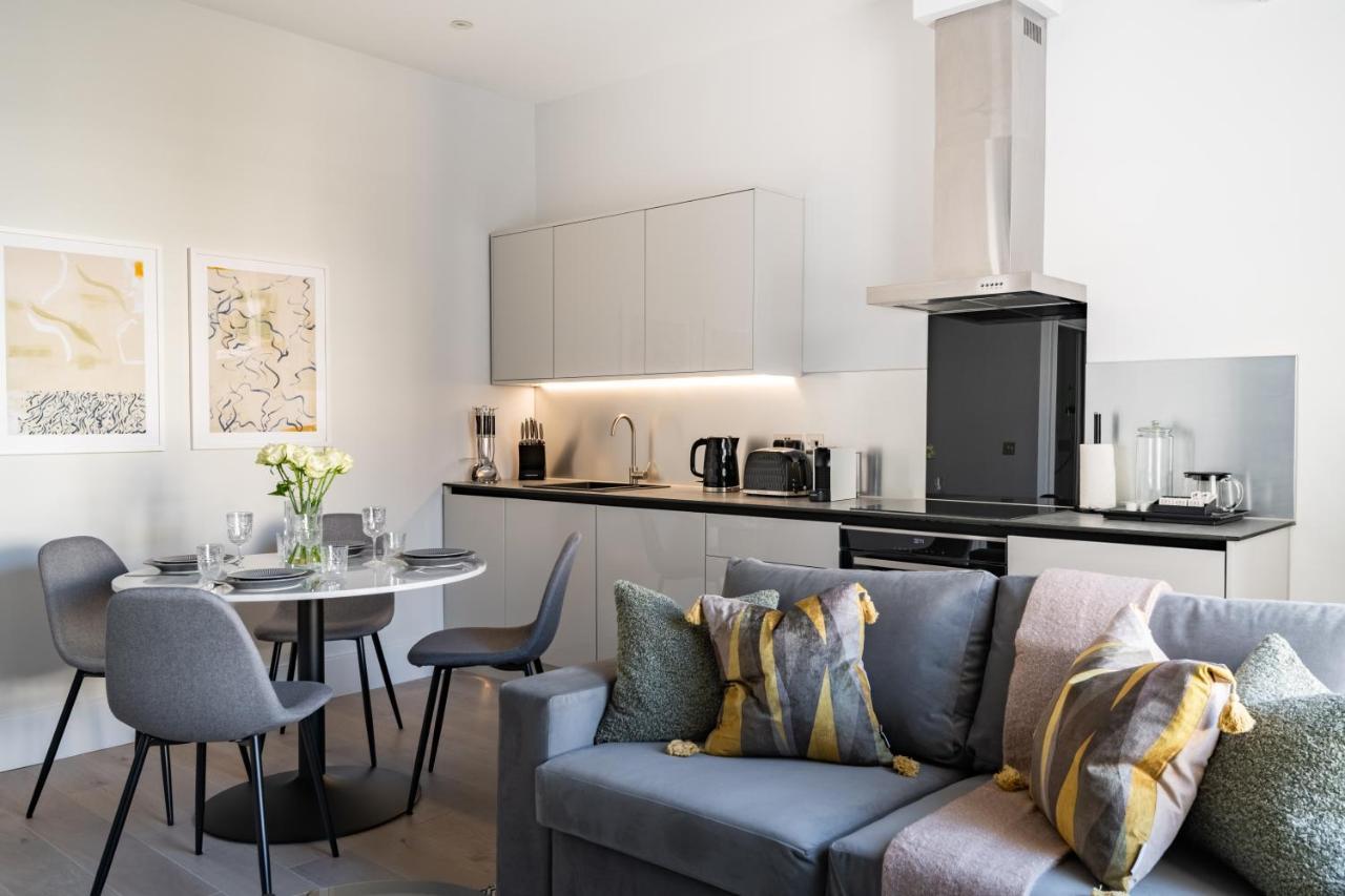 Apartment Queensberry Place By Stayo London