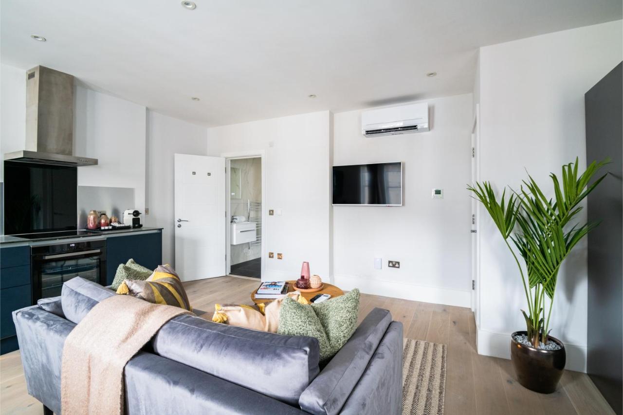 Apartment Queensberry Place By Stayo