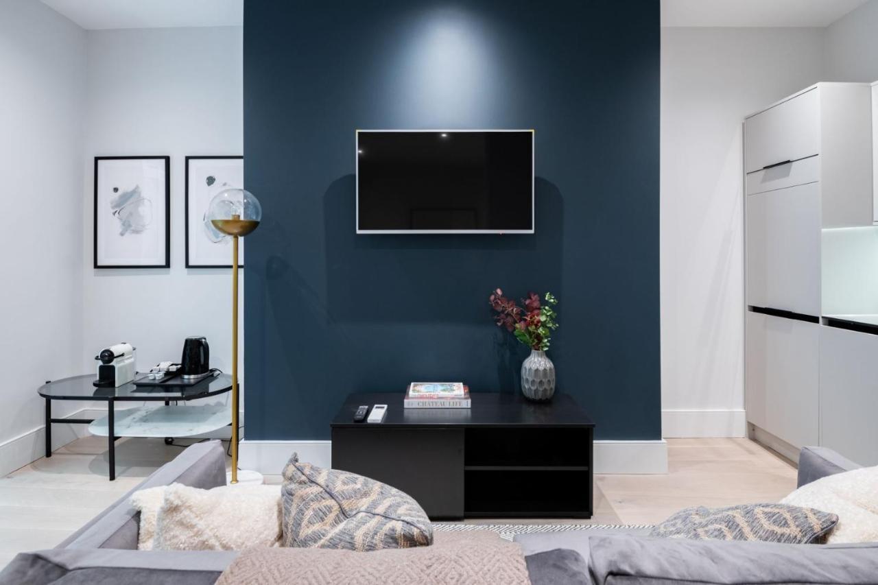 Queensberry Place By Stayo London