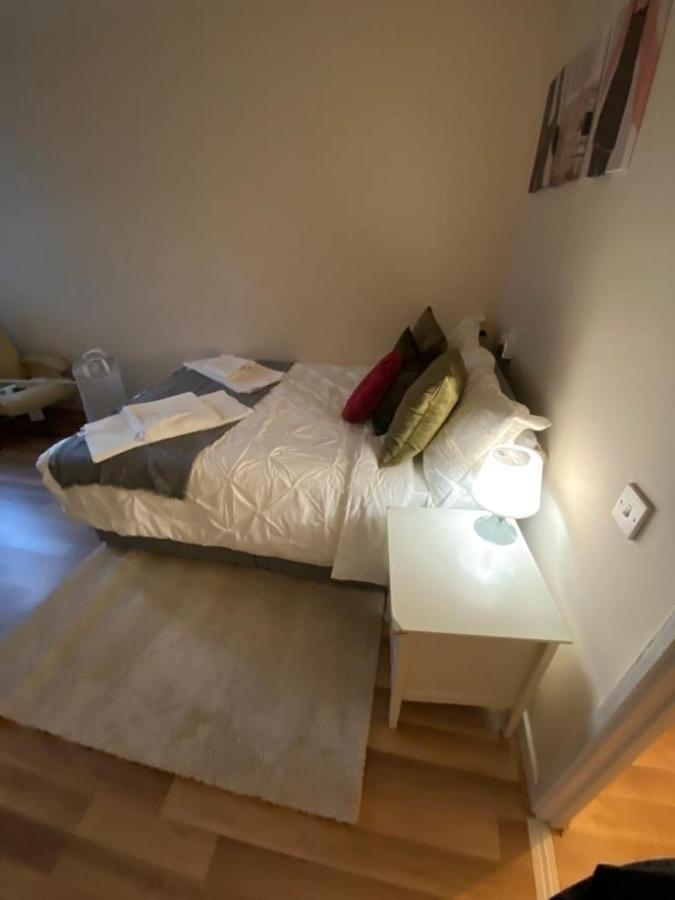 Vfi House Apartment London