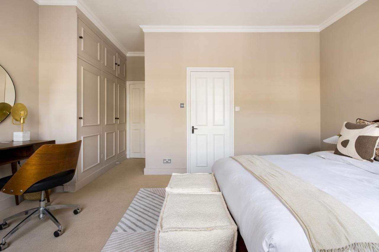 Apartment The Chelsea Corner - Stylish 2bdr With Rooftop Terrace London
