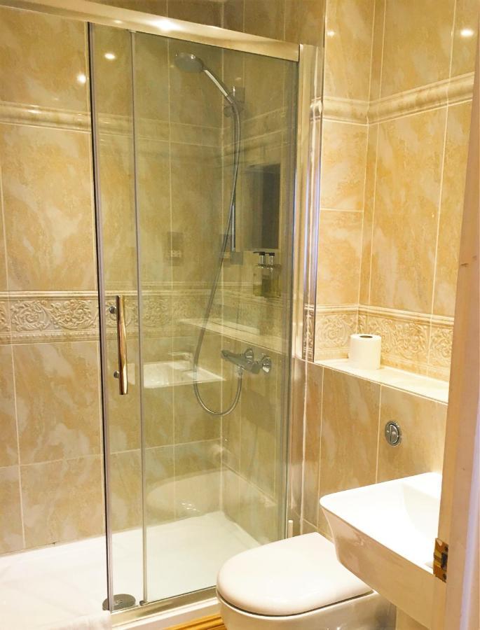 Hyde Park Radnor Bed & Breakfast London