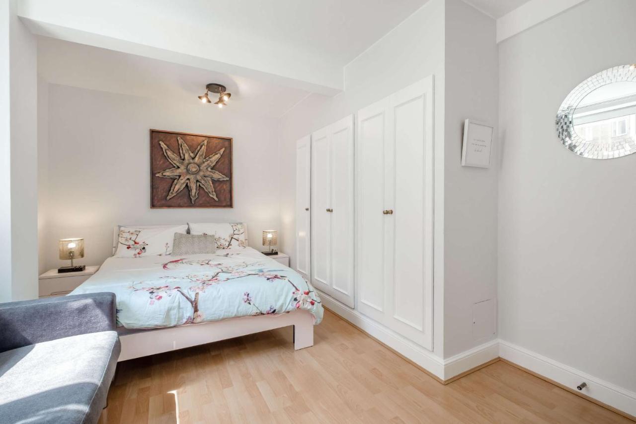 Love From Chelsea Large One Bed Superb Location Sloane Avenue Sw3 Apartment London