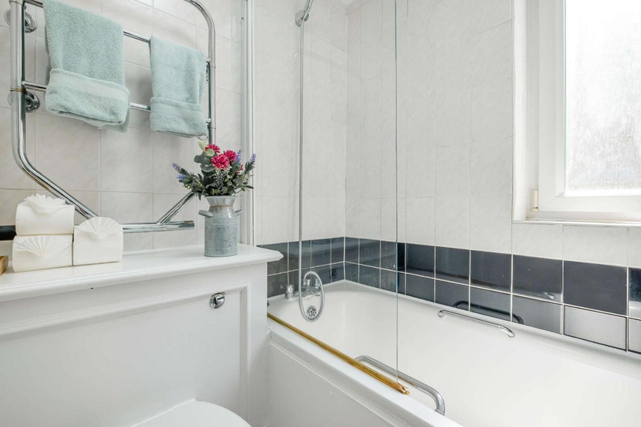 Apartment Love From Chelsea Large One Bed Superb Location Sloane Avenue Sw3