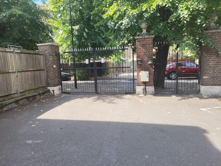 Lovely 2 Double Bed Aptmnt In Historic Greenwich Apartamento