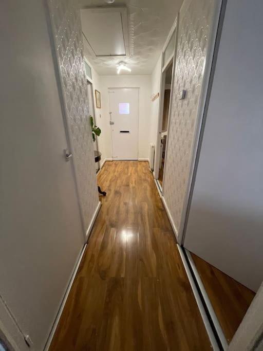 Spacious Bungalow In London, Near Central London, The Excel Centre And The O2, Ideal For Families Ferienhaus London