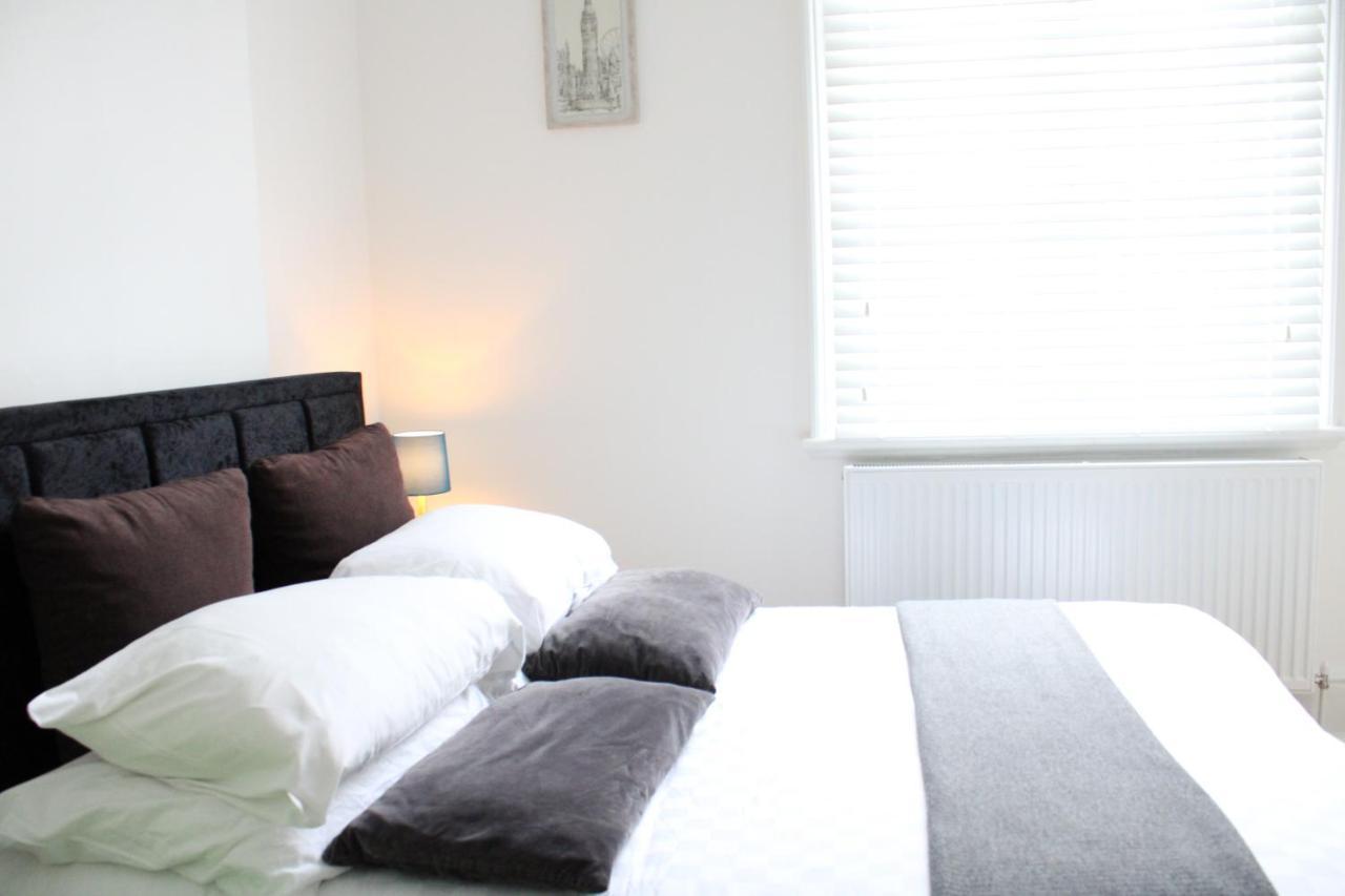 Leilighet 3 Bed 2 Bath London