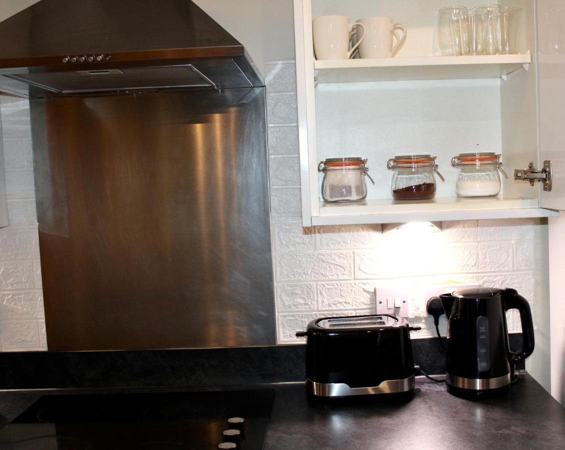 Glamorous Two Bed Flat London