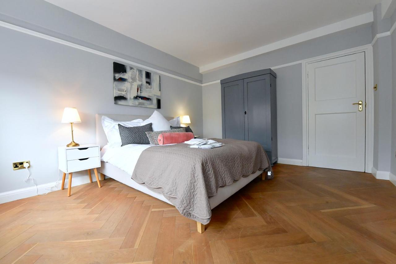 Stunning 2 Bed Art Deco In Earl's Ct By Jen's Homes 4 Leilighet London