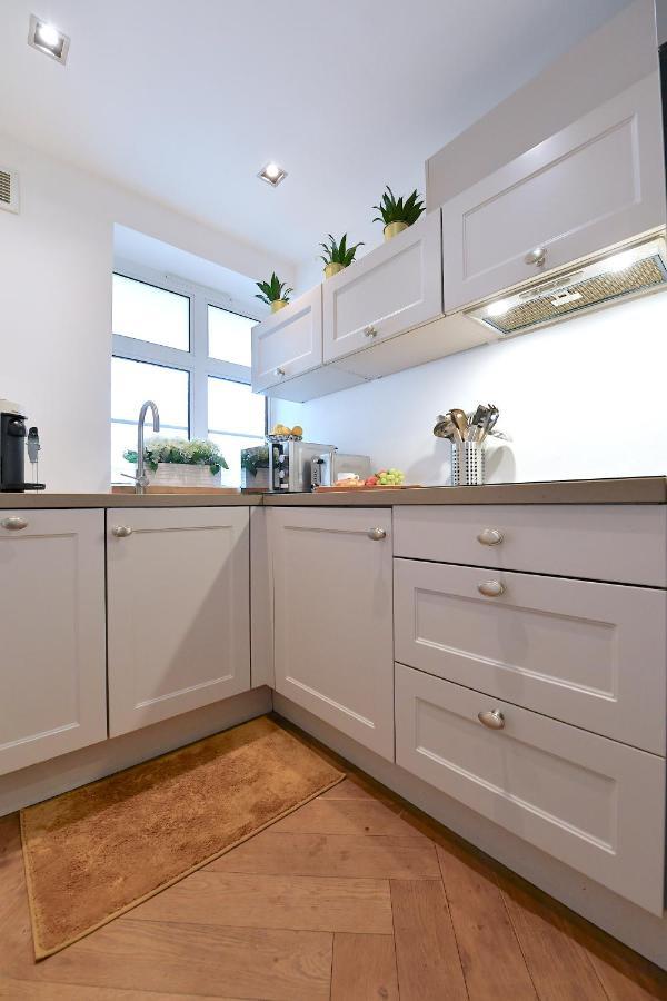 Stunning 2 Bed Art Deco In Earl's Ct By Jen's Homes 4 London