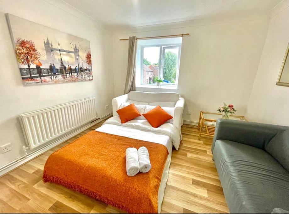 Appartement Privite 2 Bedrooms Flat Canada Water Londen