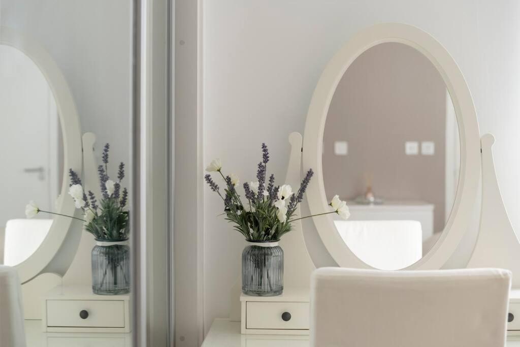 Leilighet Lovely En-suite Flat With Balcony And Parking. London