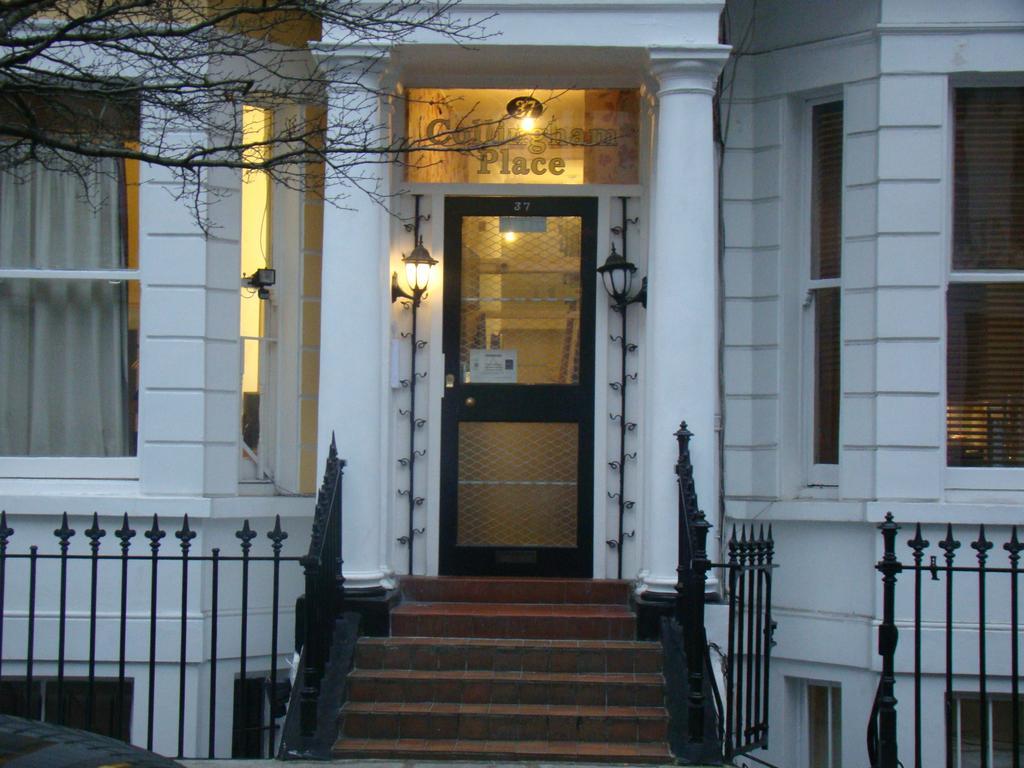 Kensington And Hotel