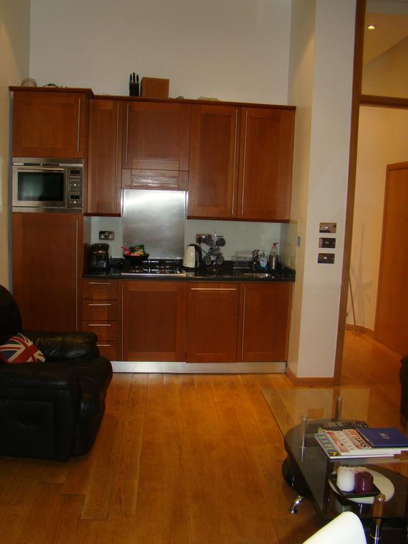 Kensington And Hotel 2*