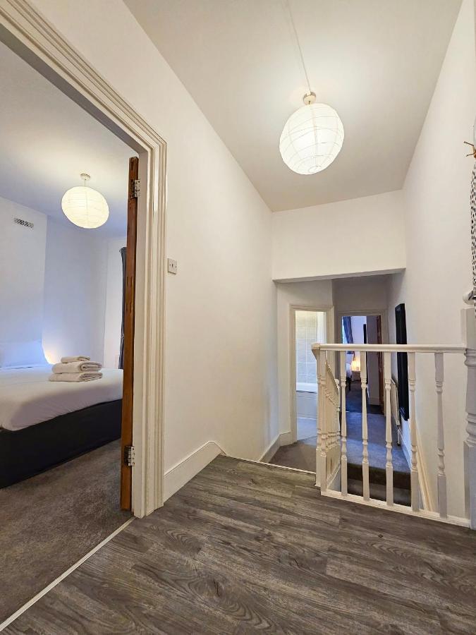 Brixton Flat Walk To O2 Academy & Clapham High St London