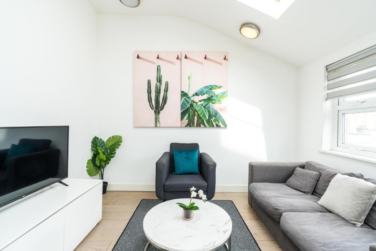 Apartment Cozy 2 Bedroom / Earls Court / Balcony