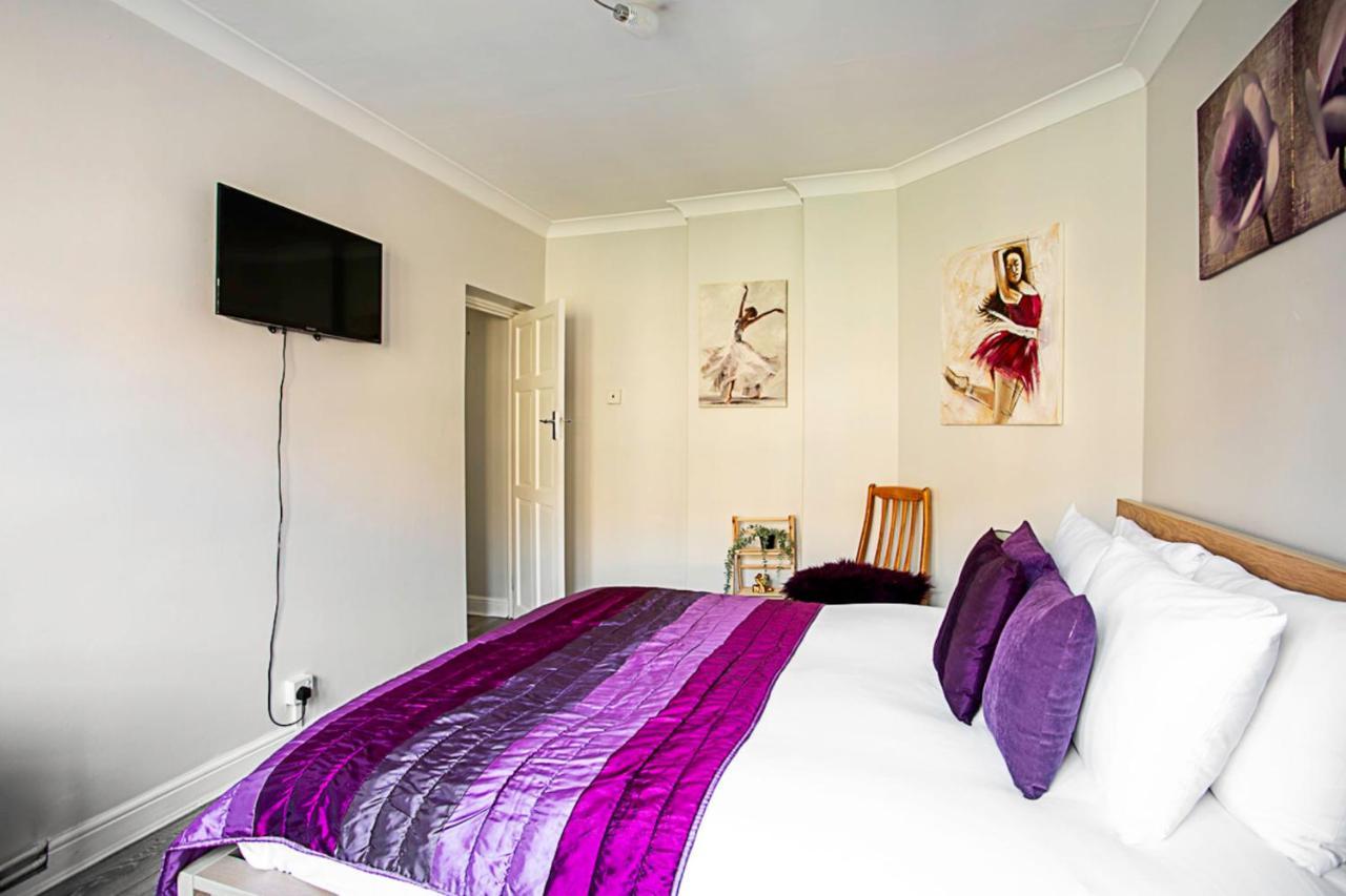 Apartment Chic High Spec Near