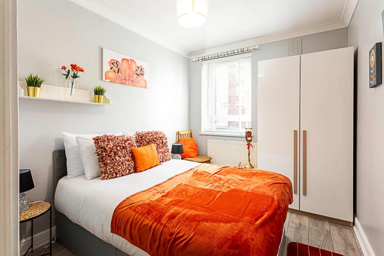 Chic High Spec Near London