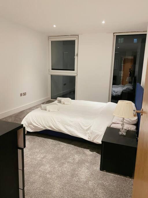 Apartamento 1 Bed 1 Bath Modern Zone 2 *
