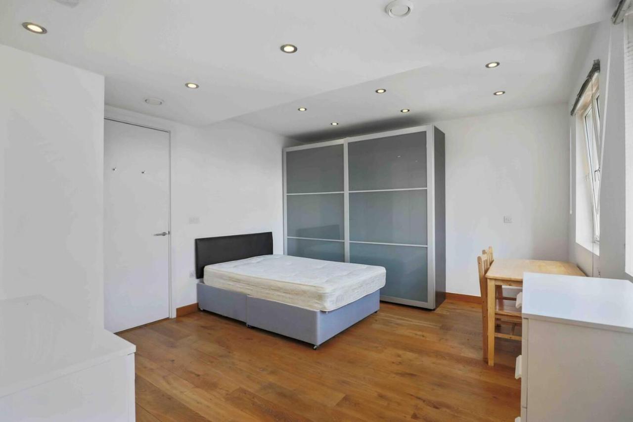 Luxurious Two Bedroom Penthouse * Londres