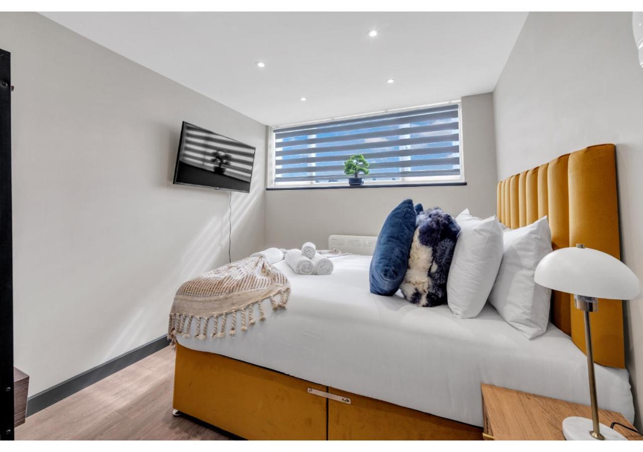 Get Your Zen On: Relaxing In Apartment
