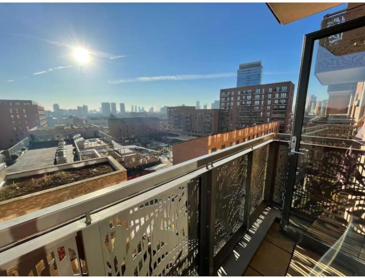 Canning Town -2 Bed Luxury Apartamento Londres