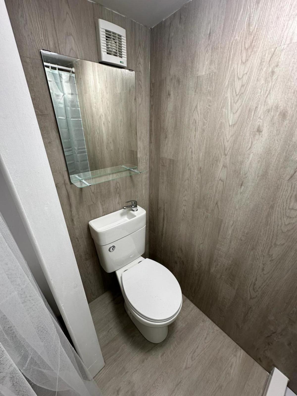Pensión Single Ensuite
