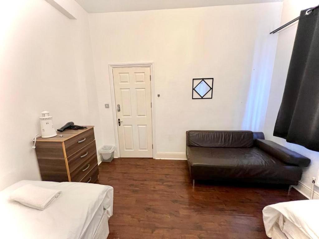Canary Wharf Homestay