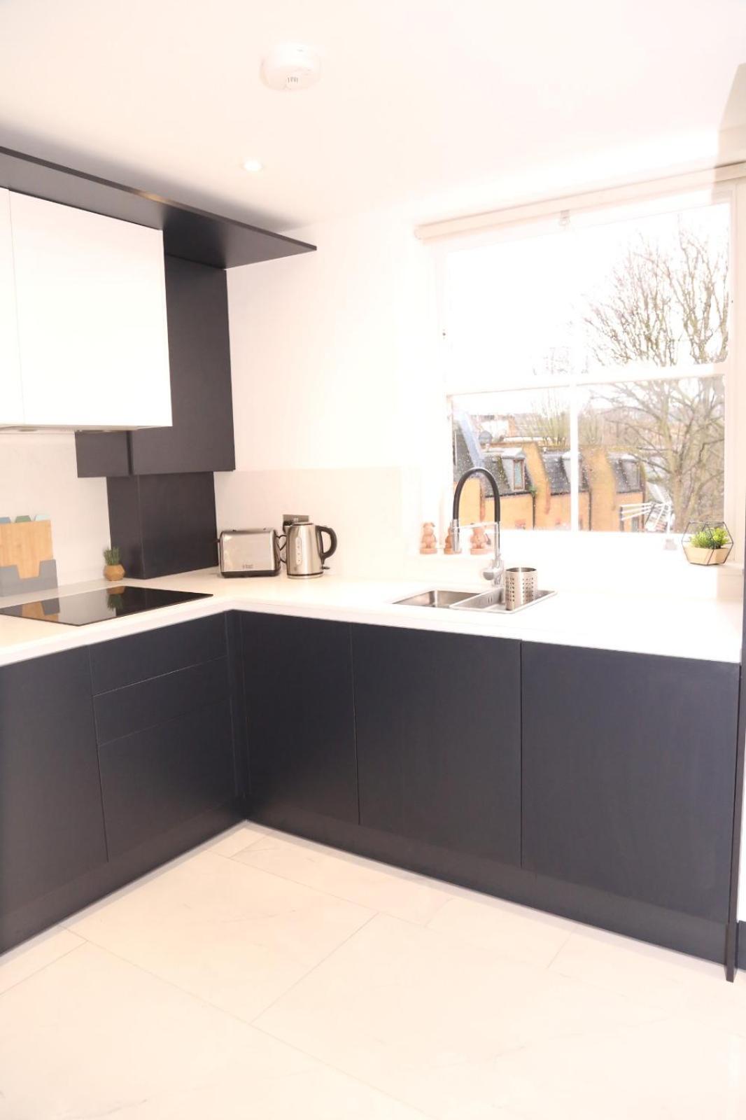 Star Edgware Road 2-bed Haven Appartement Londen