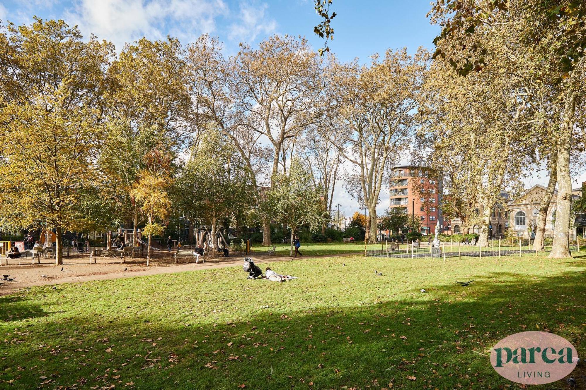 Parea Living - Cosy 1-bed Artistic Flat At Newington Apartment London